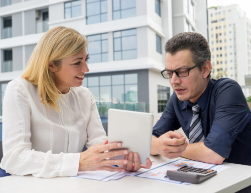 Analistas de negocios o del sector inmobiliario