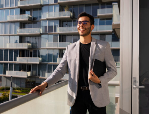 Emprendedores o profesionales de otras áreas con interés en el sector inmobiliario