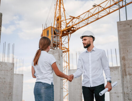 Profesionales vinculados a la industria de la construcción